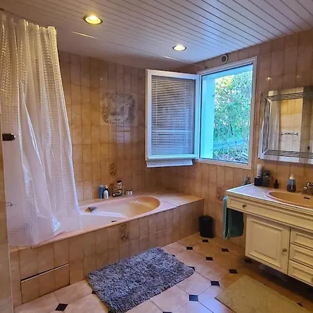 Holiday home Berritzea House For 10 People With Panoramic Mountain Views *